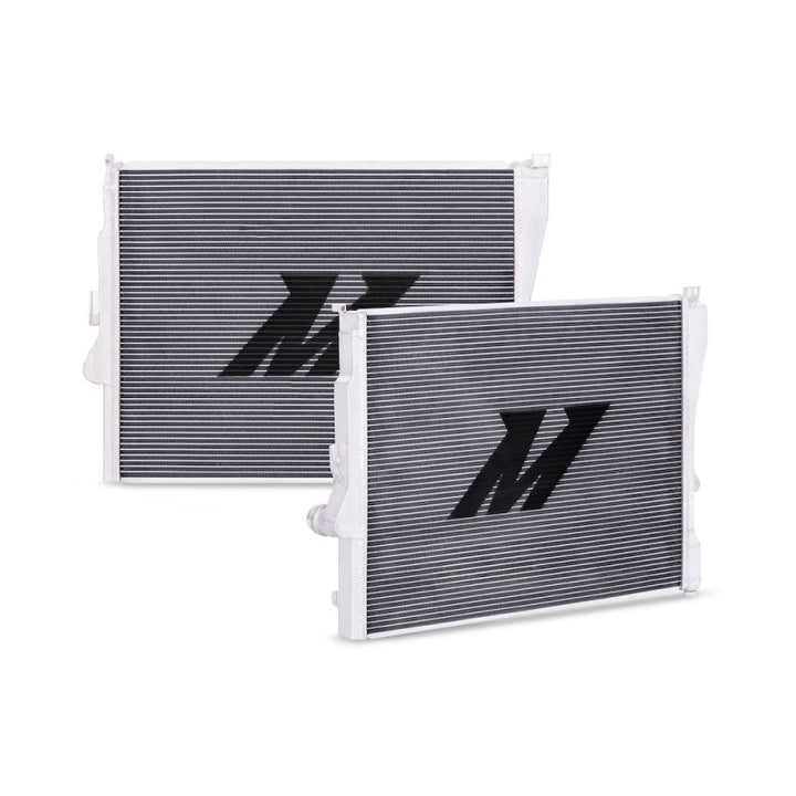 Mishimoto 99-06 BMW 323i/323i/328i/330i w/ Auto Transmission Performance Aluminum Radiator - Bull Strap