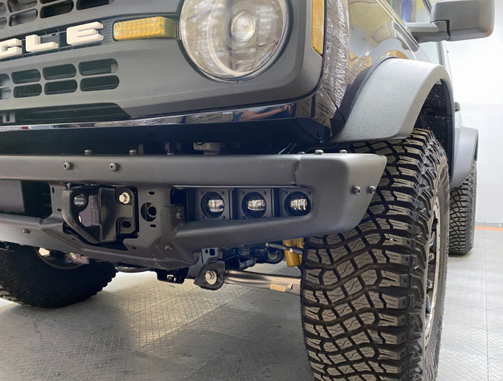 ORACLE Lighting 21-22 Ford Bronco Triple LED Fog Light Kit for Steel Bumper - White - Bull Strap