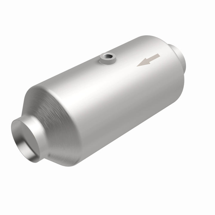 Magnaflow 3.00in. C/C 6in. spun body Universal Converter - Bull Strap