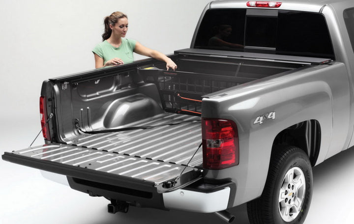 Roll-N-Lock 20-22 Jeep Gladiator (60in. Bed Length) Cargo Manager - Bull Strap