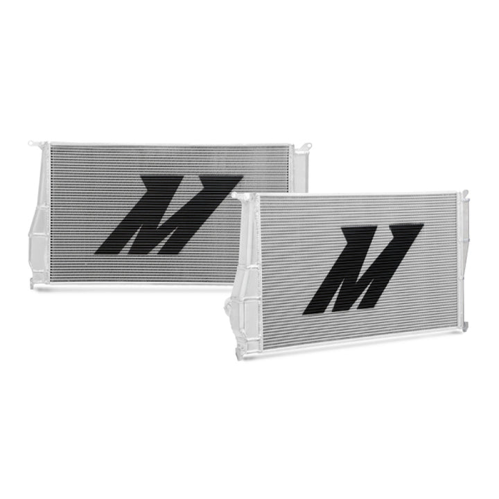 Mishimoto 2006-2013 BMW 335i/135i (Manual) Performance Aluminum Radiator - Bull Strap