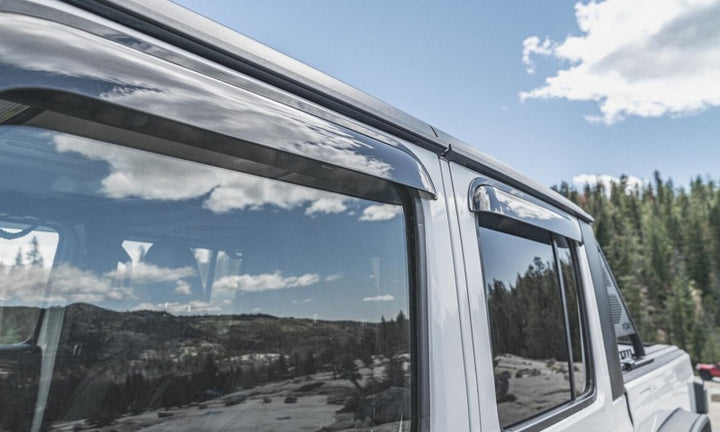 AVS 2018 Jeep Wrangler Unlimited (4-Door) Ventvisor Outside Mount Window Deflectors 4pc - Smoke - Bull Strap