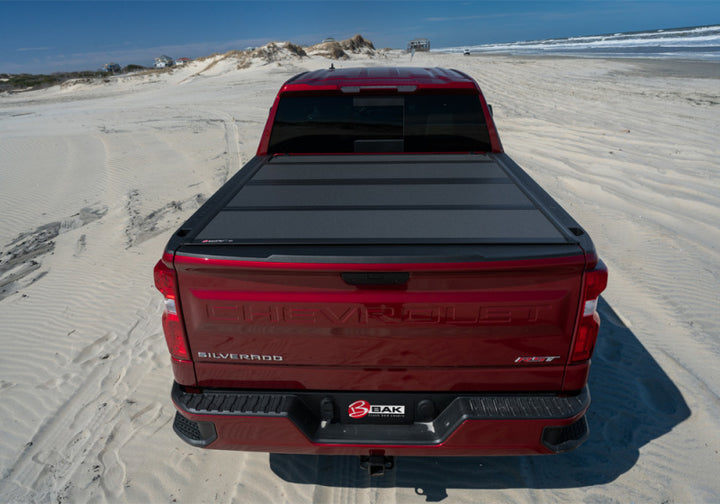 BAK 14-18 Chevy Silverado 1500 / 15-20 Silverado 2500/3500 5ft 8in Bed BAKFlip MX4 Matte Finish - Bull Strap