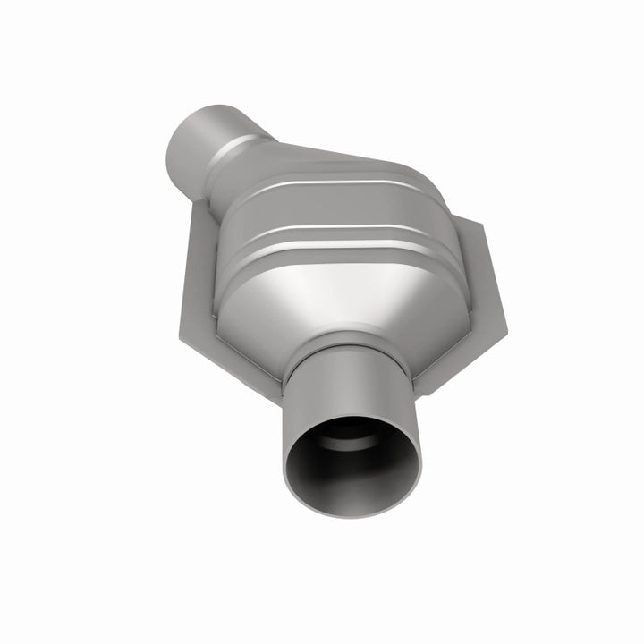 MagnaFlow Conv Univ 2.5 Angled Inlet - Bull Strap