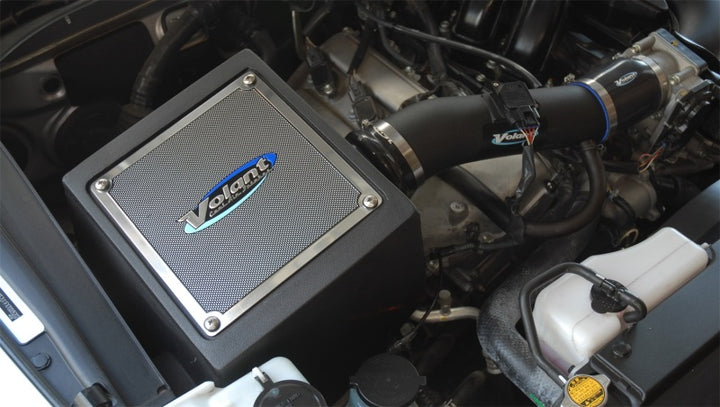 Volant 06-09 Toyota FJ Cruiser 4.0 V6 Pro5 Closed Box Air Intake System - Bull Strap