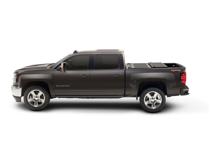 BAK 14-18 Chevy Silverado 1500 / 15-20 Chevy Silverado 2500/3500 5ft 8in Bed BAKFlip G2 - Bull Strap