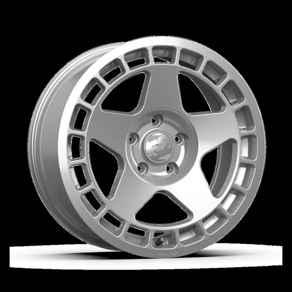 fifteen52 Rally Sport Turbomac 18x8.5 5x114.3 30mm ET 73.1mm Center Bore Speed Silver Wheel - Bull Strap
