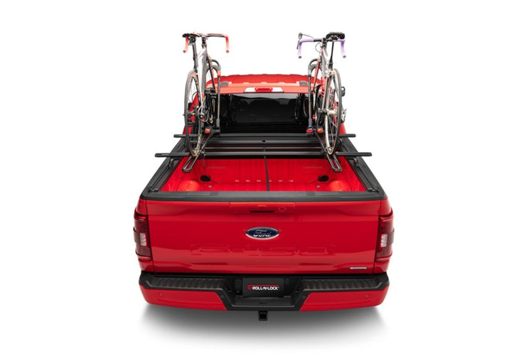 Roll-N-Lock 19-22 Chevrolet Silverado 1500 (w/o Carbon Pro - 69.9in.) A-Series XT Retractable Cover - Bull Strap