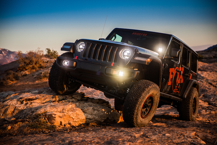 Fox 18-Up Jeep JL / 20-Up Gladiator 2.0 Factory Series Gen2 2.0in. Trvl 10in Ext Front Bump Stop IFP - Bull Strap