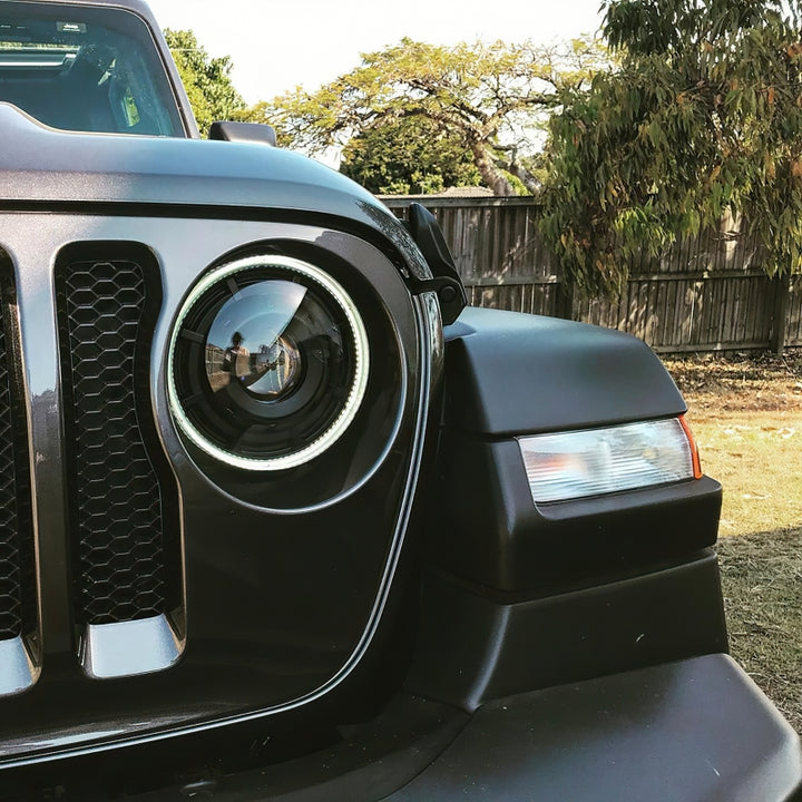 Oracle Oculus Bi-LED Projector Headlights for Jeep JL/Gladiator JT - Matte Blk - 5500K - Bull Strap