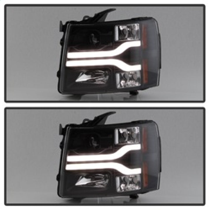 Spyder Chevy Silverado 1500 07-13 Version 3 Projector Headlights - Black PRO-YD-CS07V3-LBDRL-BK - Bull Strap
