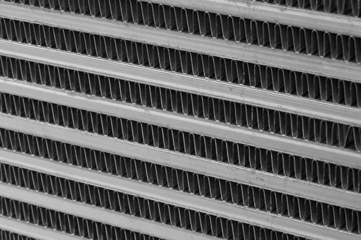 CSF Magnum 900+hp Bar & Plate Intercooler Core - 20in L x 12in H x 4in W - Bull Strap