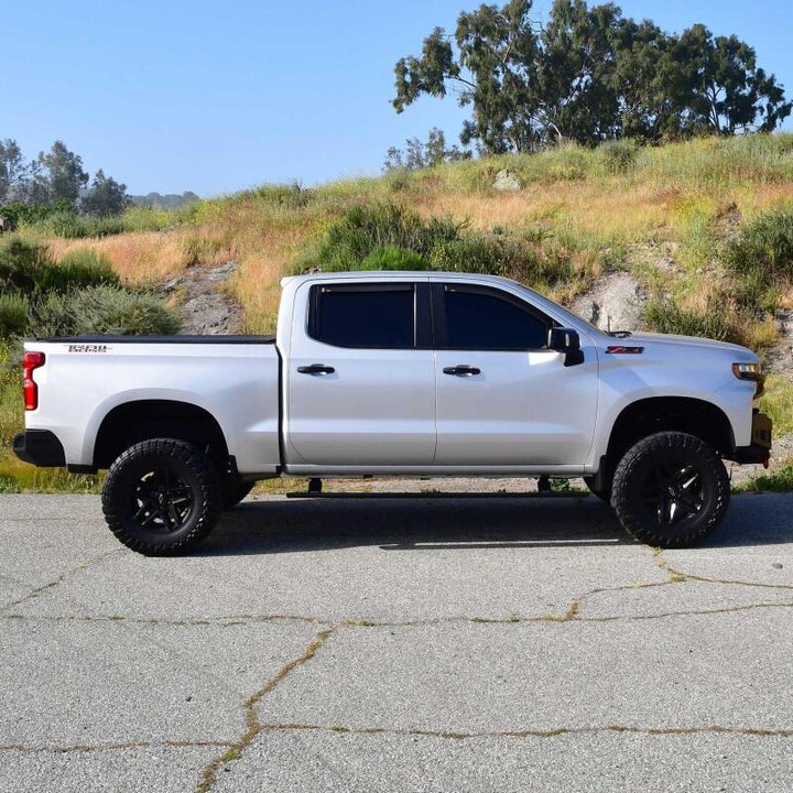 Westin 19-26 Chev/GMC Silv/Srra 1500 CC (No 19 LTD) / 20-26 2500/3500 Pro-e Running Boards - Tex Blk - Bull Strap