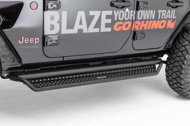 Go Rhino Dominator Extreme D1 Side Steps - Tex Blk - 87in - Bull Strap