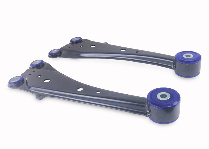 Superpro 11-18 Toyota RAV4 Trailing Arm Set - Rear - Bull Strap