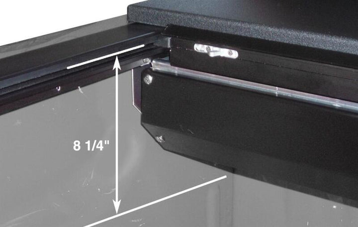 Roll-N-Lock 2009 Dodge Ram 1500 LB 96in M-Series Retractable Tonneau Cover - Bull Strap
