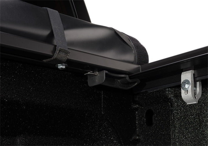 Truxedo 09-18 Ram 1500 & 19-20 Ram 1500 Classic 6ft 4in Pro X15 Bed Cover - Bull Strap