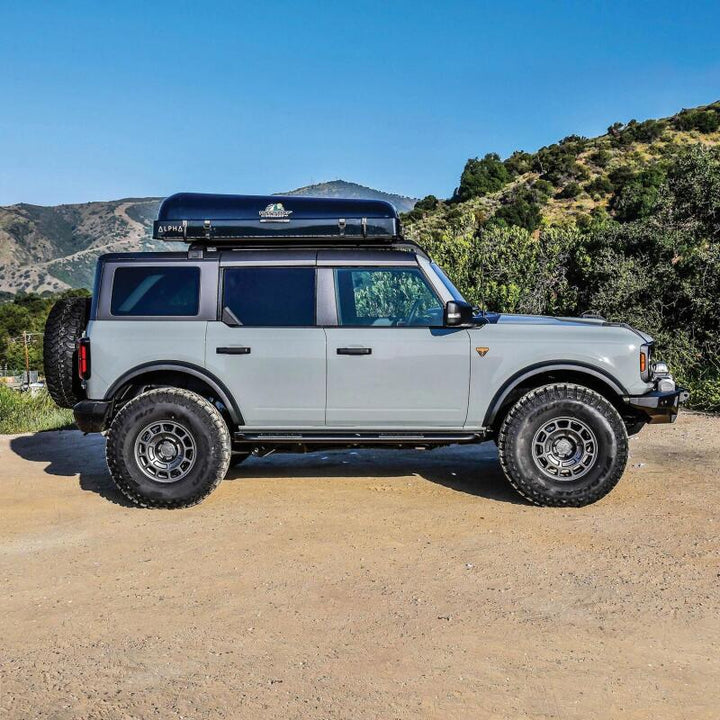 Westin 21-23 Ford Bronco 4dr (Excl. Bronco Sport) Rock Slider - Textured Black - Bull Strap