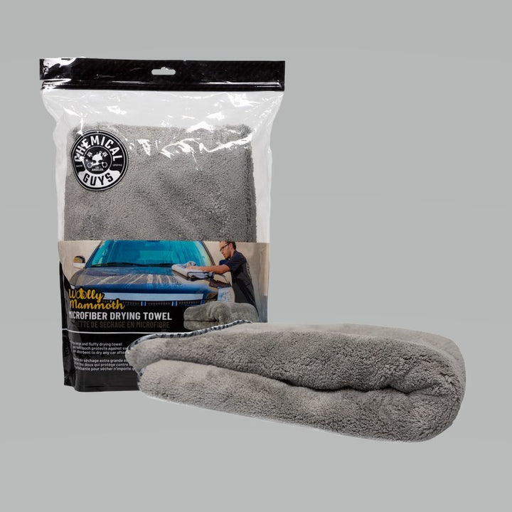 Chemical Guys Woolly Mammoth Microfiber Dryer Towel - 36in x 25in - Bull Strap