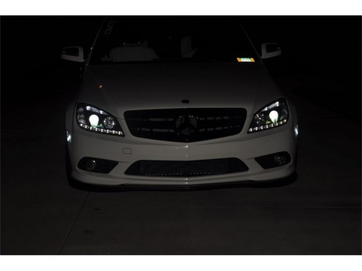 Spyder Mercedes Benz C-Class 08-11 Projector Headlights Halogen - DRL Blk PRO-YD-MBW20408-DRL-BK - Bull Strap
