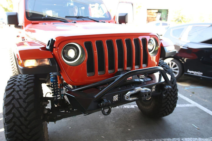 Oracle Oculus Bi-LED Projector Headlights for Jeep JL/Gladiator JT - Matte Blk - 5500K - Bull Strap