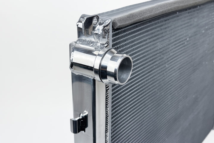 CSF 2020+ Toyota A90/A91 GR Supra / 2019+ BMW Z4 (2.0/3.0L) / 19-21 BMW G2X All-Aluminum Radiator - Bull Strap