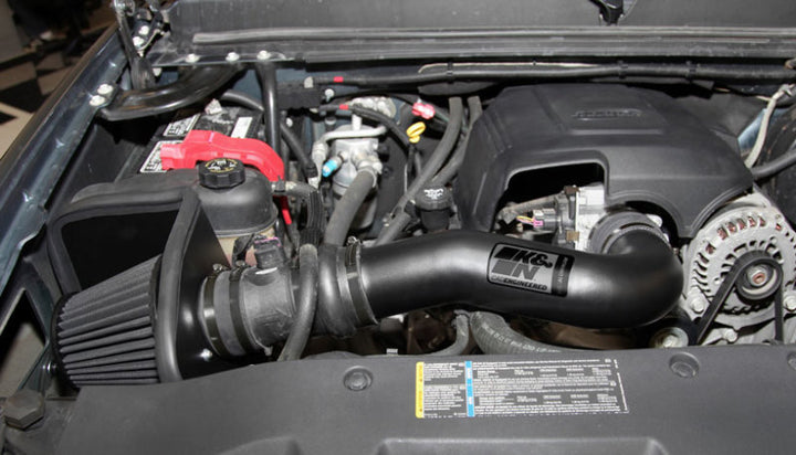 K&N 07-08 Chevy Silverado 1500 4.8L/5.3L V8 / 07-08 GMC Yukon 4.8L/5.3L V8 Black Perf Intake Kit - Bull Strap