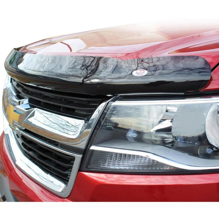 Westin 2015-2018 Chevrolet Colorado Wade Platinum Bug Shield - Smoke - Bull Strap