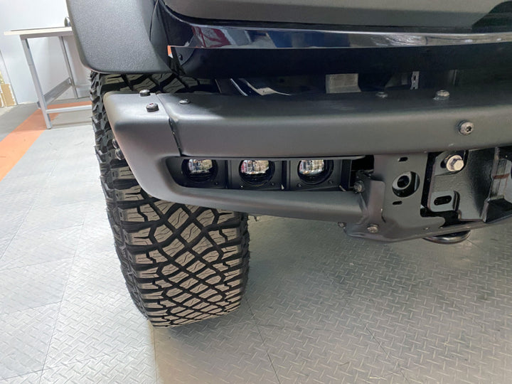 ORACLE Lighting 21-22 Ford Bronco Triple LED Fog Light Kit for Steel Bumper - White - Bull Strap