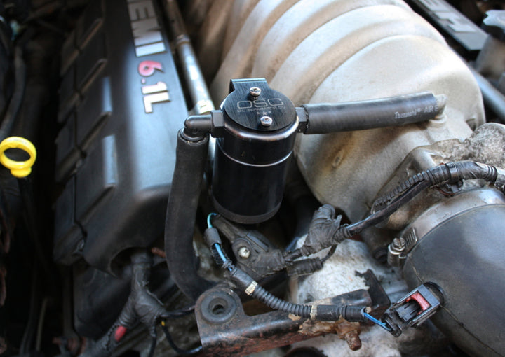 J&L 05-10 Dodge Charger 6.1L Hemi Passenger Side Oil Separator 3.0 - Black Anodized - Bull Strap
