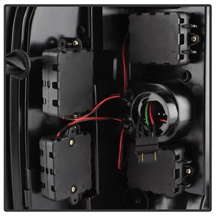 Spyder 07-13 Silverado (Will Not Work w/2010 921 Bulb)V3 Tail Lights Blk Smk ALT-YD-CS07V3-LBLED-BSM - Bull Strap