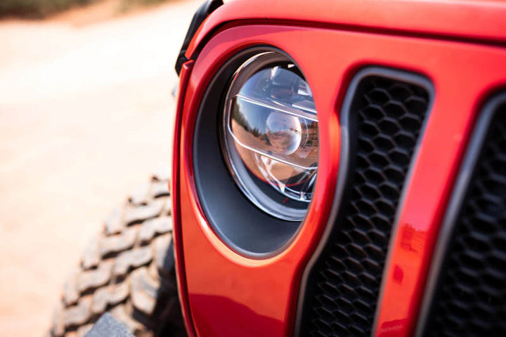 DV8 Offroad 2018+ Jeep Wrangler JL/Gladiator LED Projector Headlights - Bull Strap