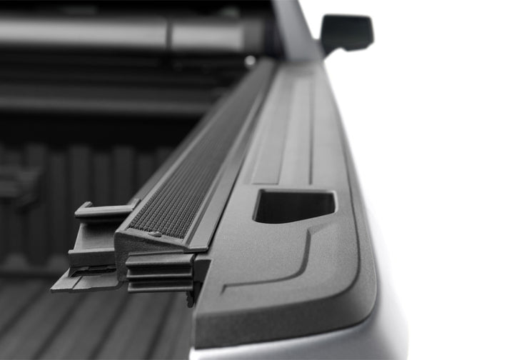 Truxedo 19-20 GMC Sierra & Chevrolet Silverado 1500 (New Body) w/Tailgate 5ft 8in Pro X15 Bed Cover - Bull Strap