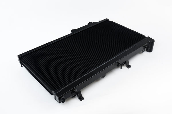 CSF 08-15 Subaru Impreza WRX/STI 1-Row 31mm High-Performance Aluminum Radiator - Black - Bull Strap