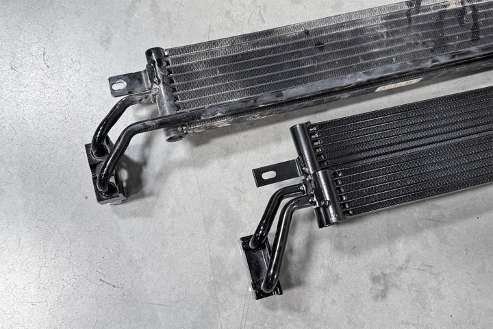 CSF 18-24 Jeep Wrangler / 20-23 Jeep Gladiator High-Performance Transmission Oil Cooler - Bull Strap