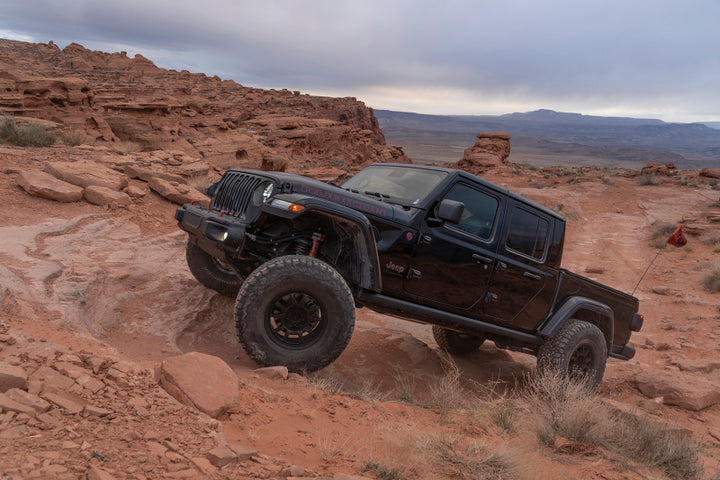 Fox 18-Up Jeep JL / 20-Up Gladiator 2.0 Factory Series Gen2 2.0in. Trvl 10in Ext Front Bump Stop IFP - Bull Strap