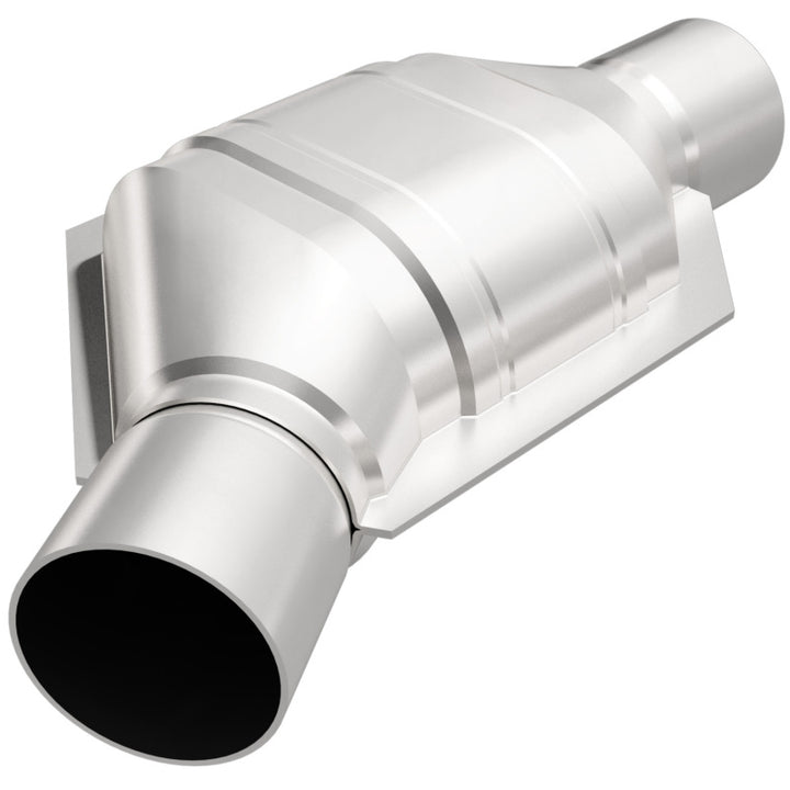 MagnaFlow Conv Univ 2.5 Angled Inlet - Bull Strap
