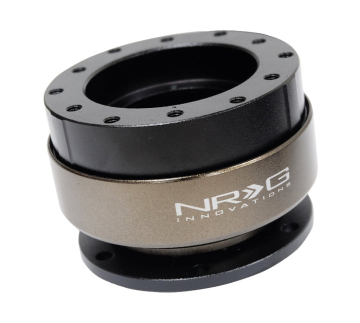NRG Quick Release Gen 2.0 - Black Body / Chrome Ring SFI Spec 42.1 - Bull Strap