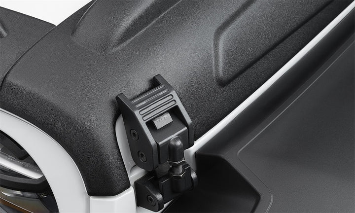 Bushwacker 07-18 Jeep Wrangler JK/JKU Trail Armor Hood Armor (3pc Set) - Tex. Black - Bull Strap