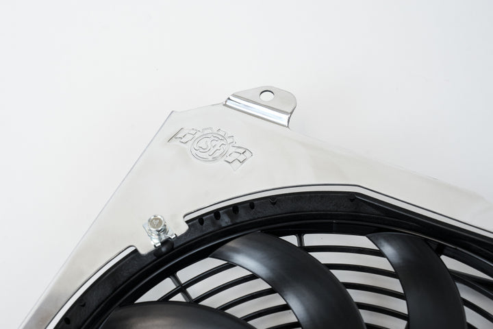 CSF 92-00 Honda Civic All-Aluminum Fan Shroud w/12in SPAL Fan - Bull Strap