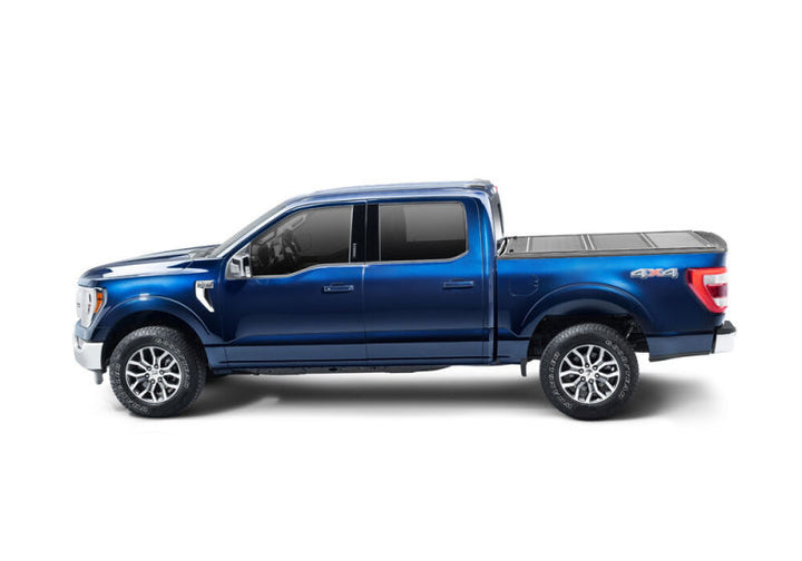 UnderCover 2021+ Ford F-150 Crew Cab 5.5ft Ultra Flex Bed Cover - Bull Strap