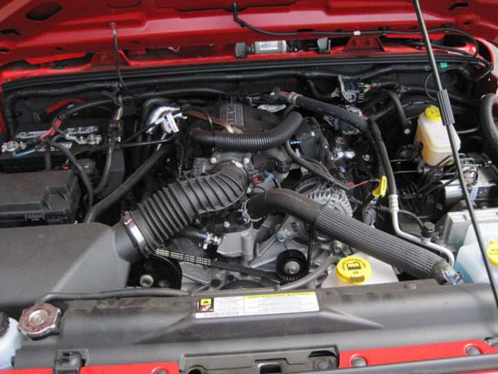 K&N 07-10 Jeep Wrangler 3.8L V6 Drop In Air Filter - Bull Strap