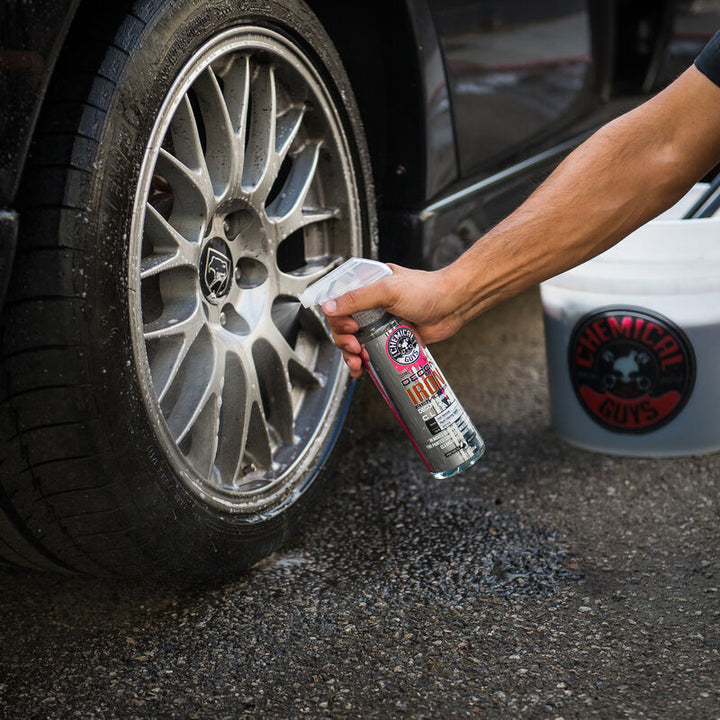 Chemical Guys DeCon Pro Iron Remover & Wheel Cleaner - 16oz - Bull Strap