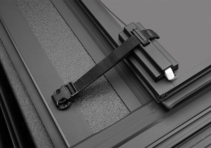 BAK 14-18 GMC Silverado/Sierra 1500 & 15-19 1500/2500/3500 5.9ft. Bed BAKFlip MX4 TS - Bull Strap