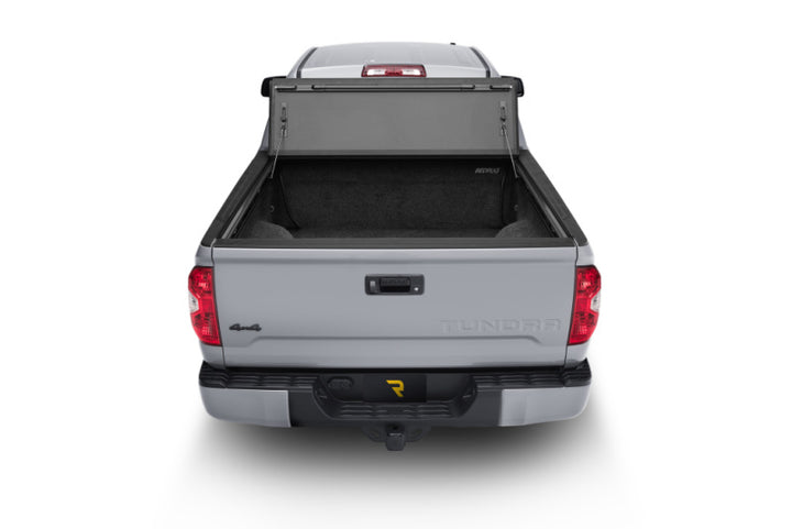 BAK 07-20 Toyota Tundra 5ft 6in Bed BAKFlip MX4 Matte Finish - Bull Strap
