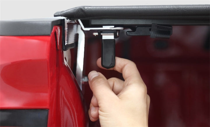 Access Tonnosport 96-03 Chevy/GMC S-10 / Sonoma 6ft Stepside Bed Roll-Up Cover - Bull Strap