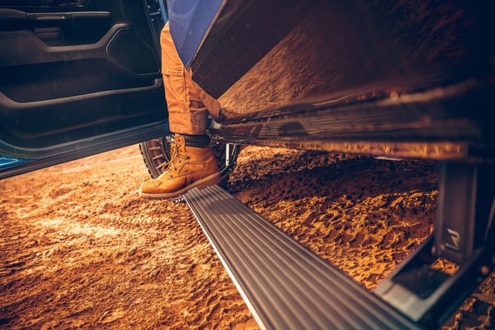 AMP Research 2025 RAM 1500 (Gas ONLY) PowerStep Plug & Play - Black - Bull Strap