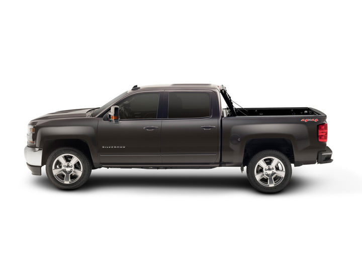 BAK 14-18 Chevy Silverado 1500 / 15-20 Chevy Silverado 2500/3500 6ft 6in Bed BAKFlip G2 - Bull Strap