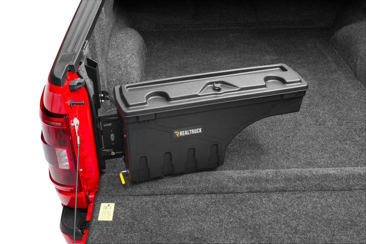 UnderCover 15-20 Ford F-150 Drivers Side SwingH1128-H1157 Case - Black Smooth - Bull Strap