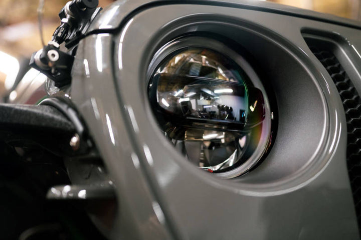 DV8 Offroad 18-22 Jeep Gladiator Wrangler LED Projector Headlights - Bull Strap